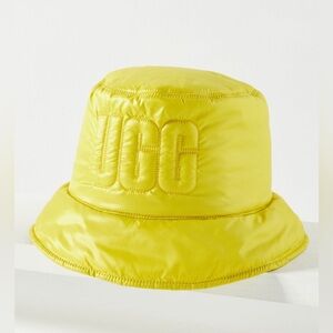 NWT Light Green UGG Quilted Logo Bucket Hat // Size Large/X Large
